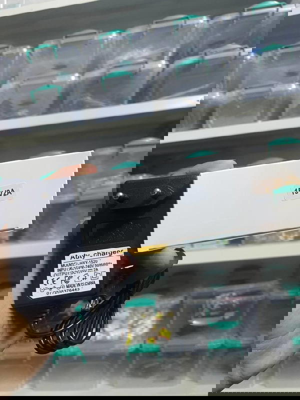 15v 2A AUTY CHARGER Image 1 Preview