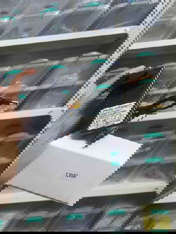 7.2v 2A AUTY CHARGER Image 1 Preview