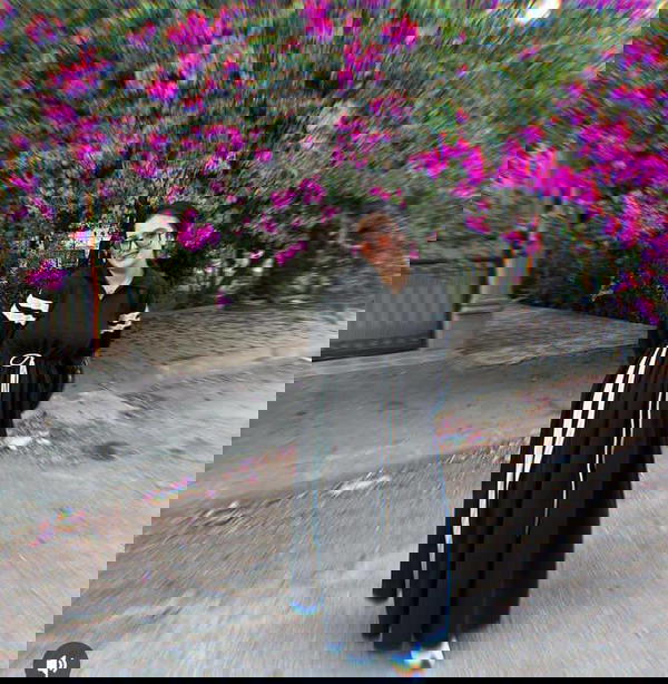 عباية  Image 3 Preview