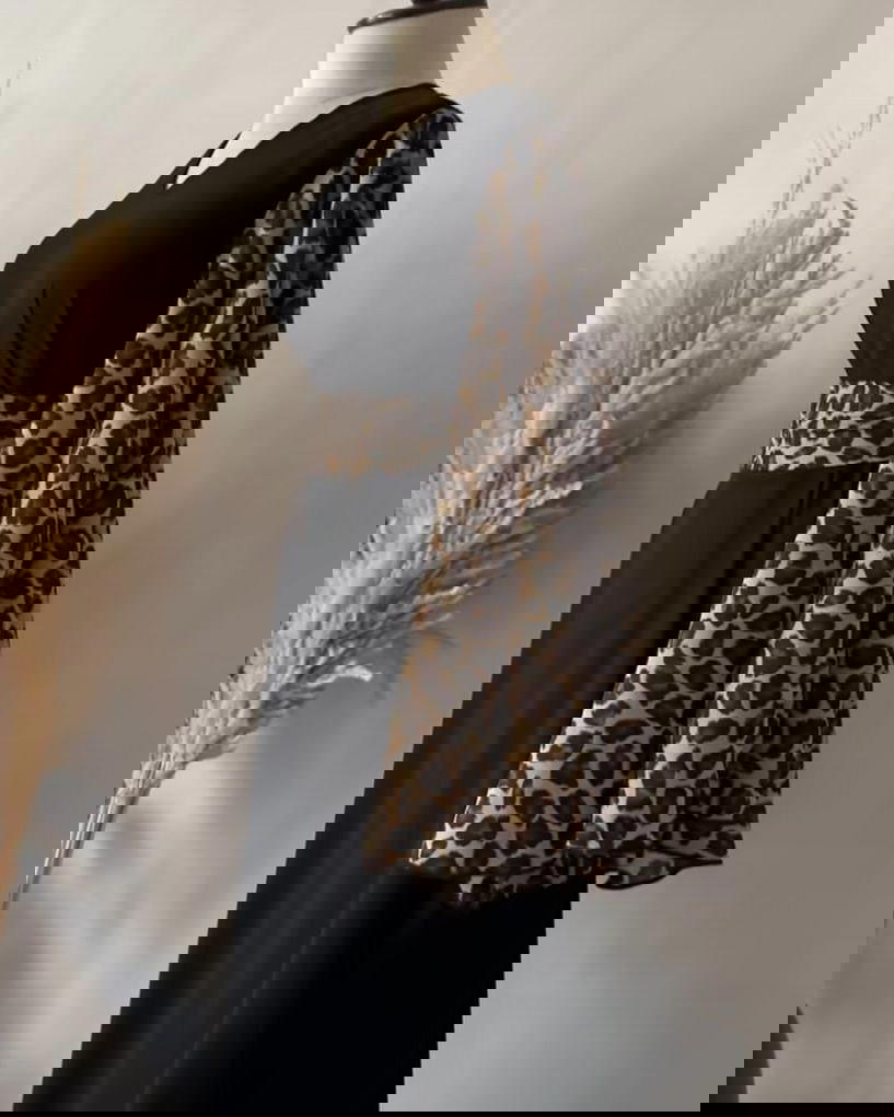 عبايه كم تايجر Preview Image