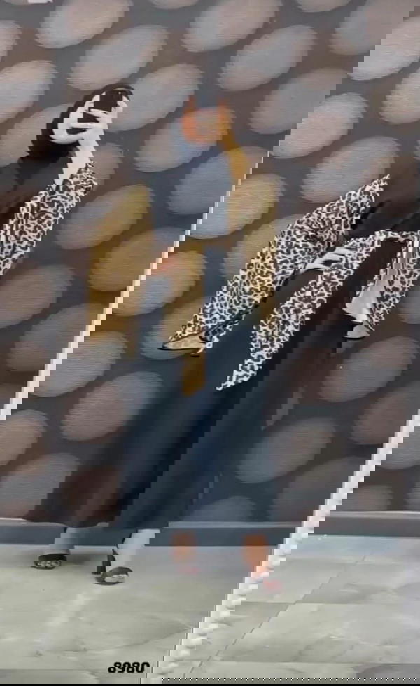 عبايه كم تايجر Image 3 Preview