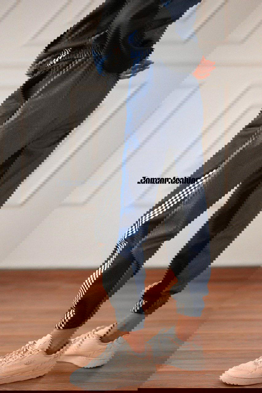 سوت ملتون ف جينز Preview Image