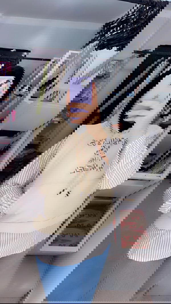 سويت شيرت مقلم Image 3 Preview