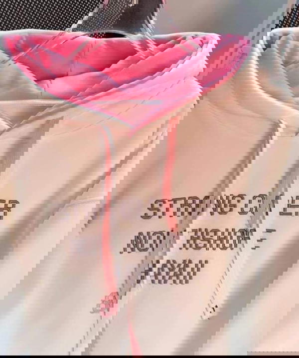 سويت شيرت مطرز Image 2 Preview