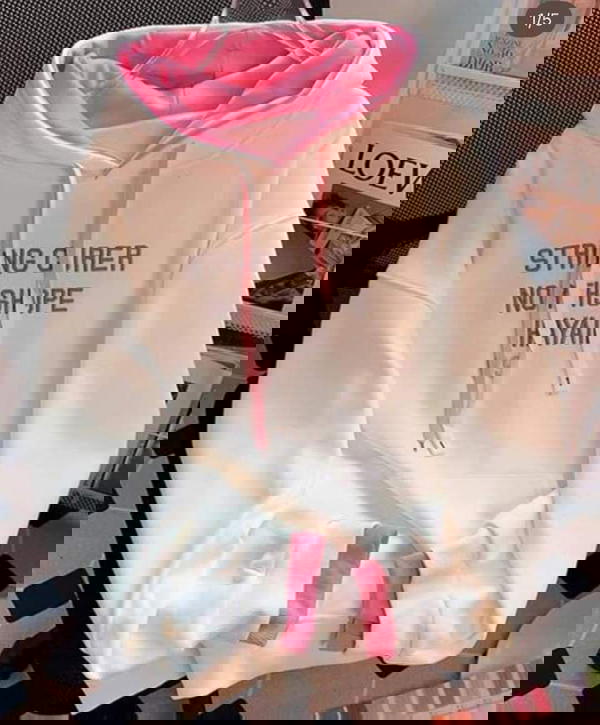 سويت شيرت مطرز Image 4 Preview