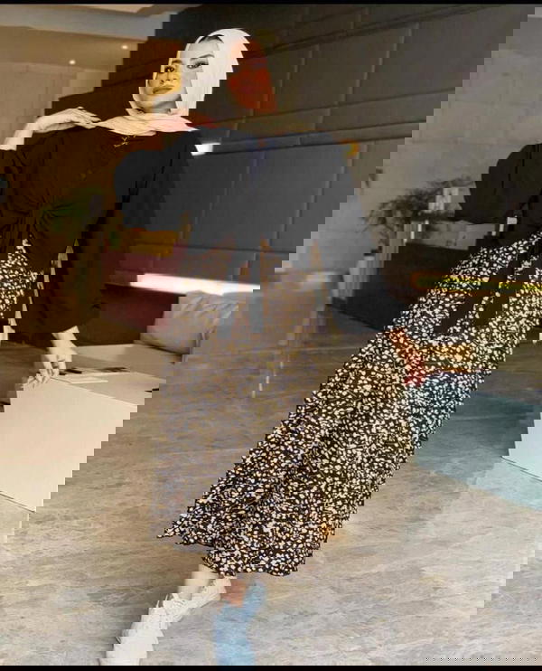 طقم قطعتين Image 3 Preview