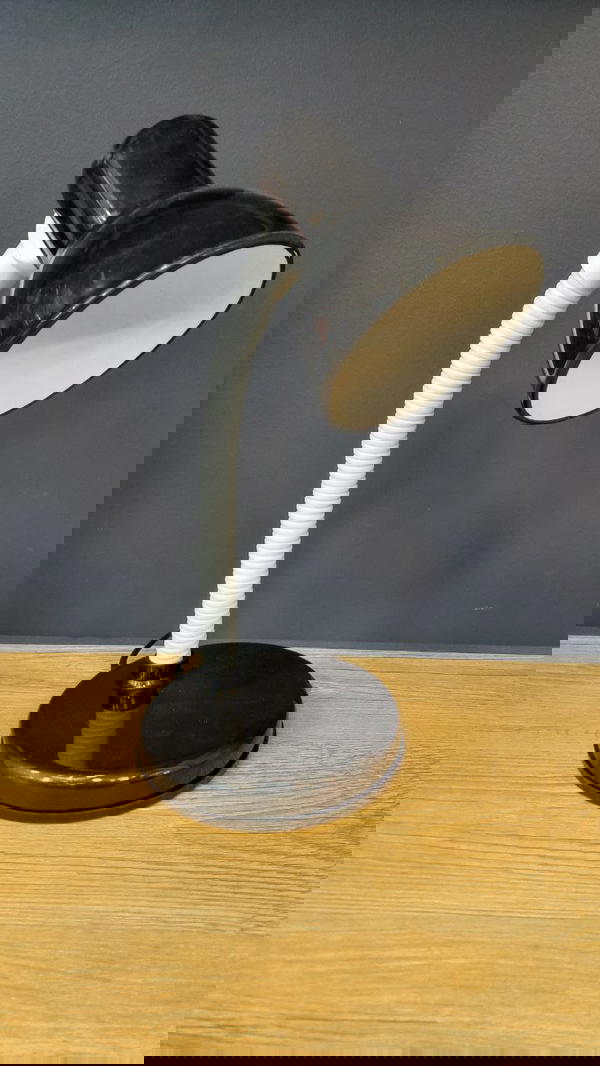 أضاءة مكتب رائعه Image 3 Preview