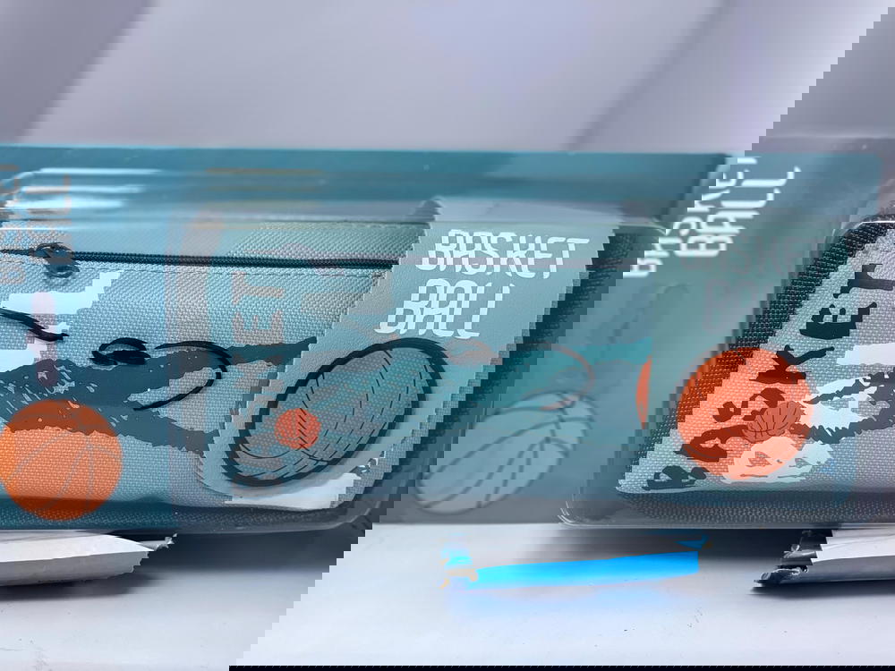 محفظة اقلام  Preview Image