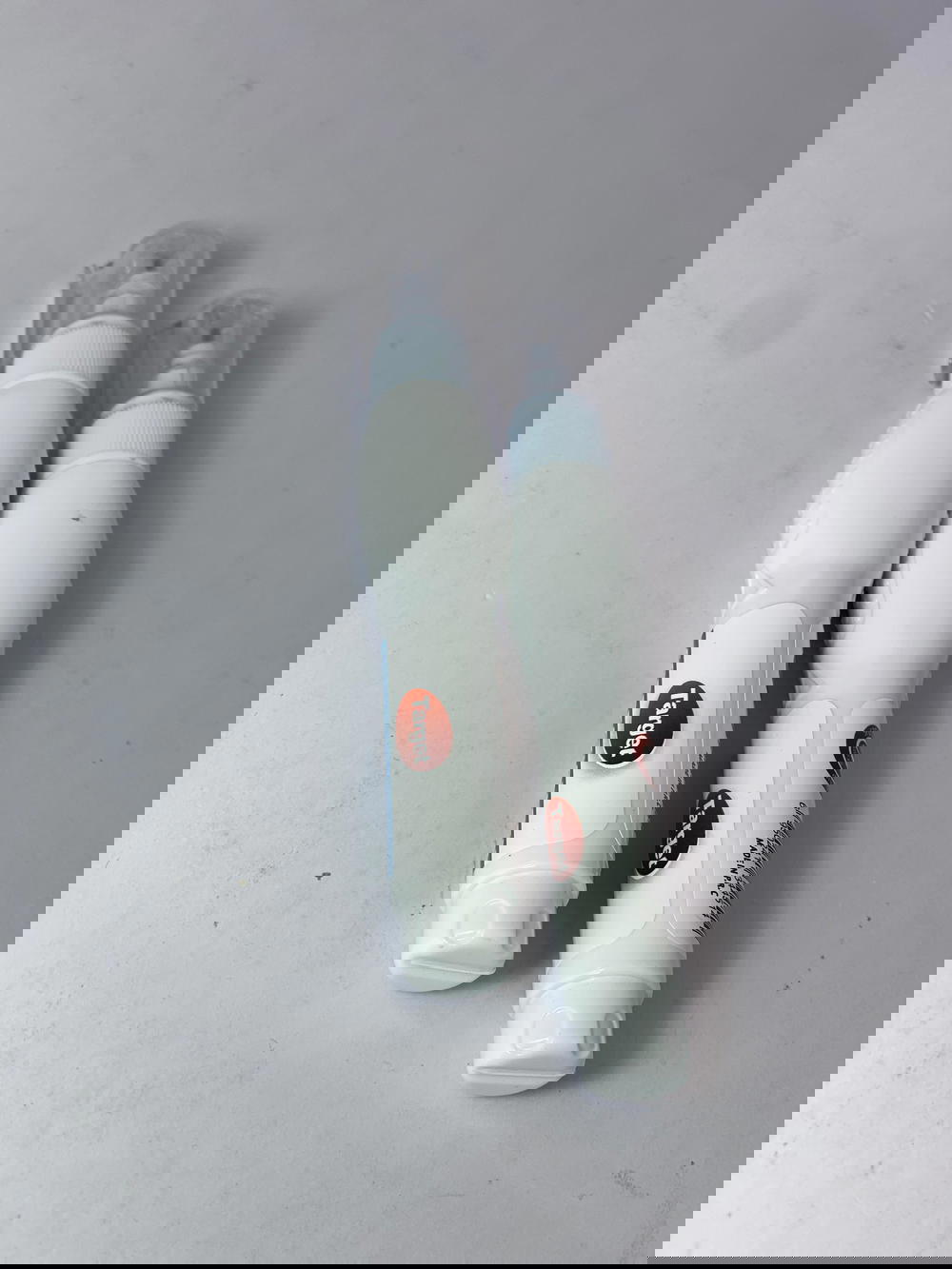 قلم حبر ابيض  Preview Image