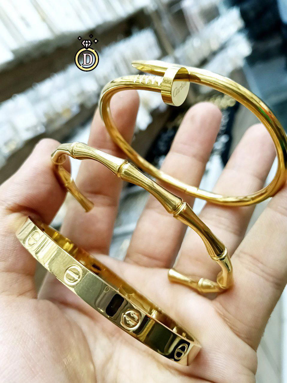 طقم اساور استانلس Preview Image