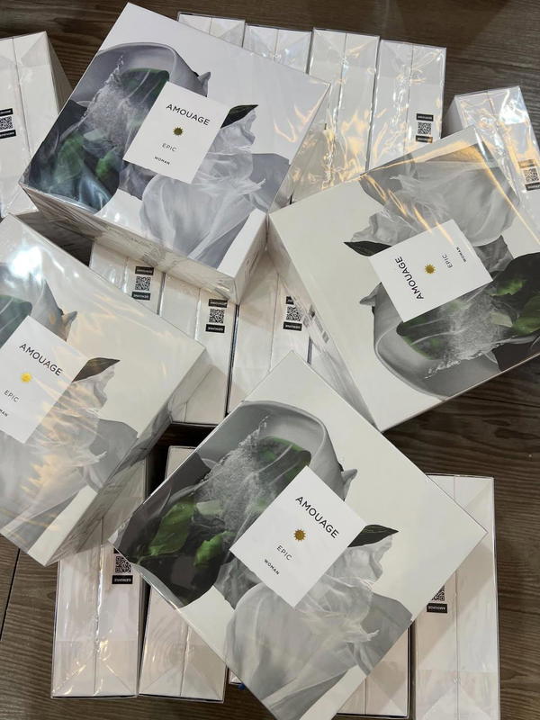 AMOUAGE EPIC Image 3 Preview