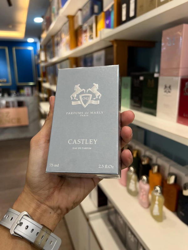 CASTLEY De Marly  Image 1 Preview