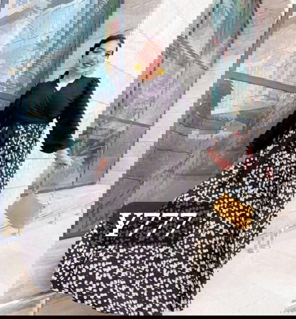 طقم جيبة + بلوزة لف Image 2 Preview