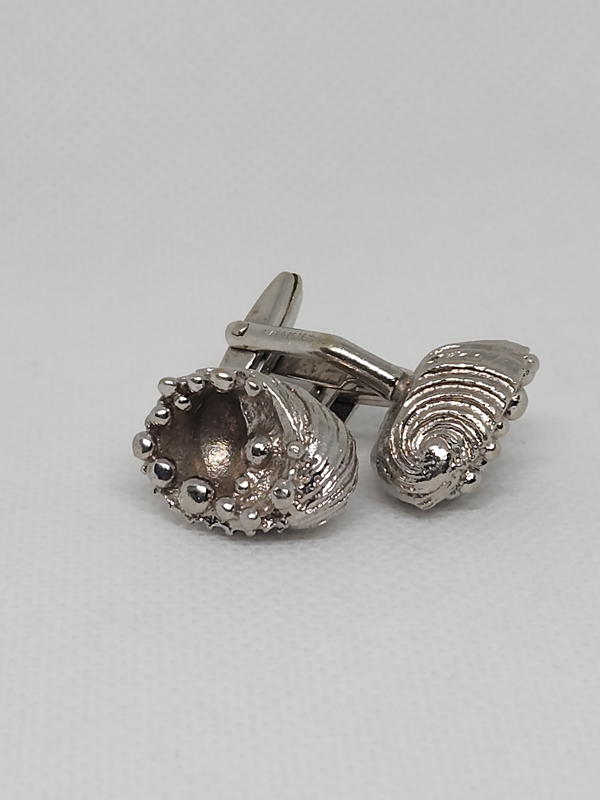 أزرار أكمام Nina Ricci فاخرة  Image 4 Preview