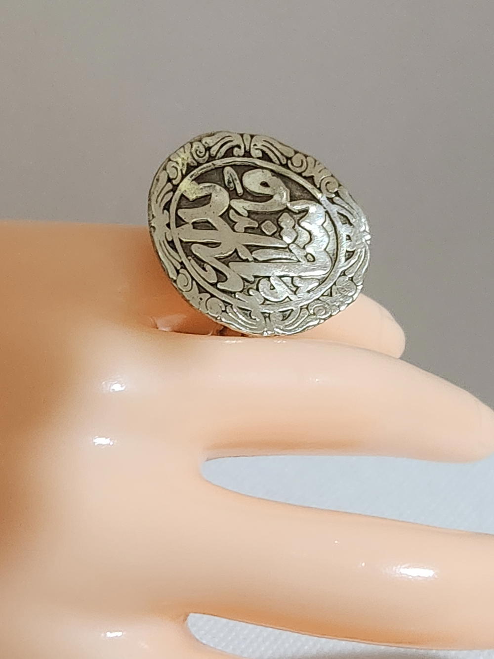 خاتم نحاس صافي قديم  Preview Image