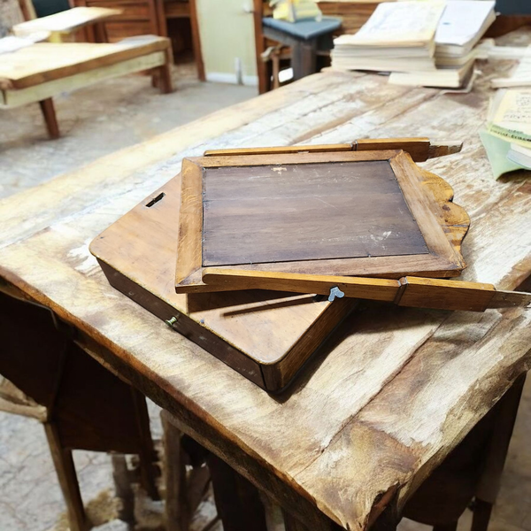 مرآة تسريحة جورجية أصلية  Image 2 Preview