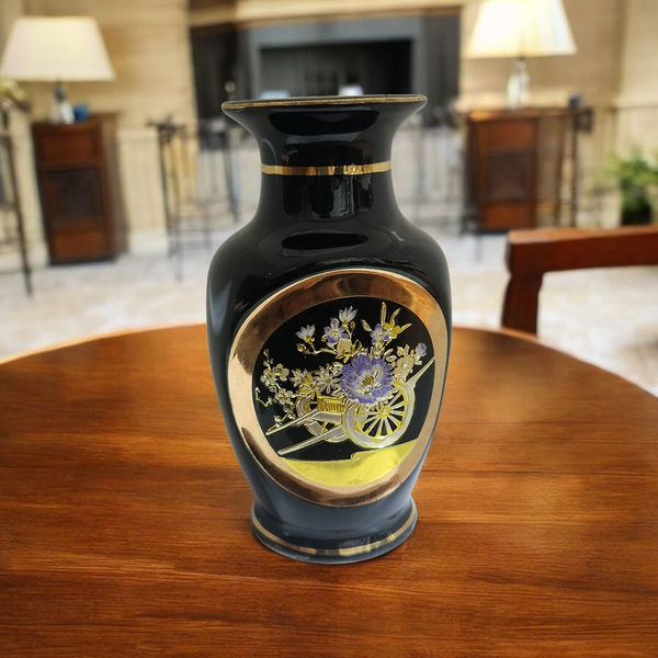 مزهرية يابانية عتيقة  Image 5 Preview