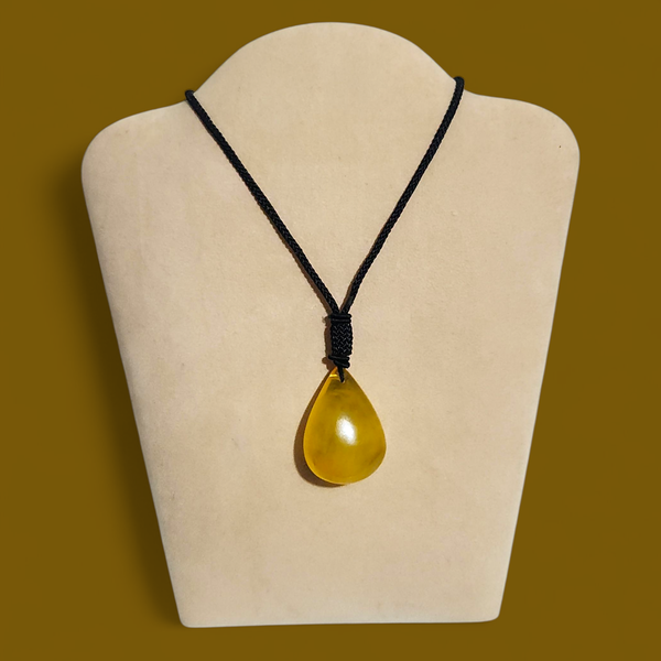 قلادة الكهرمان الطبيعي Image 2 Preview