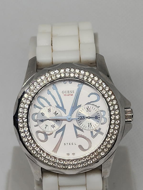 ساعة GUESS نسائية أصلية وفاخرة  Image 1 Preview