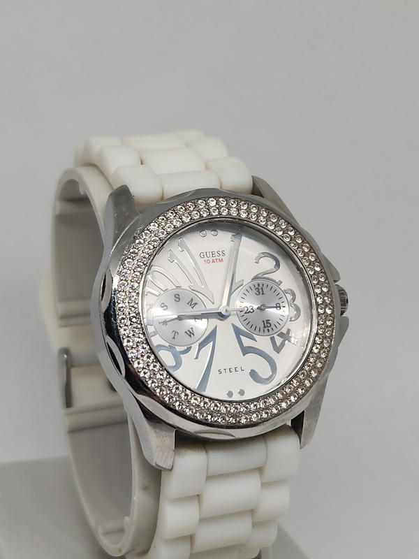 ساعة GUESS نسائية أصلية وفاخرة  Image 6 Preview