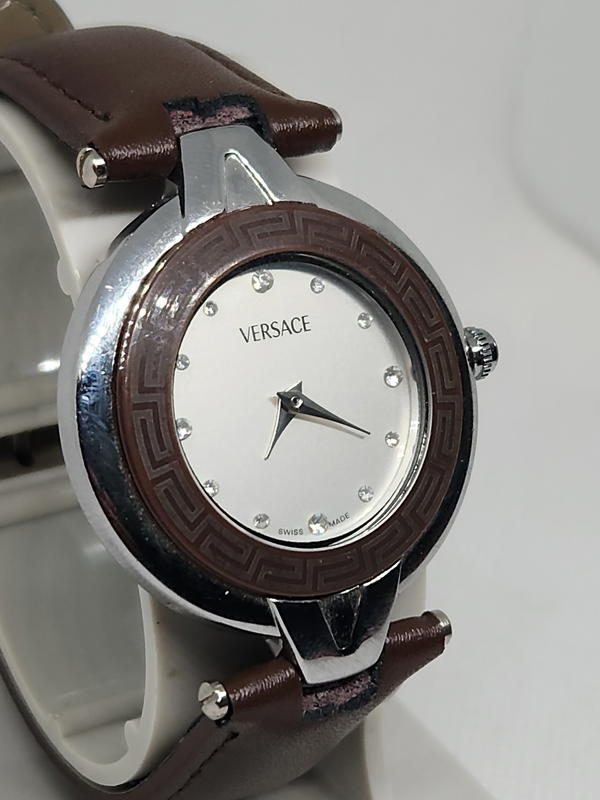 ساعة فيرساتشي  Image 6 Preview