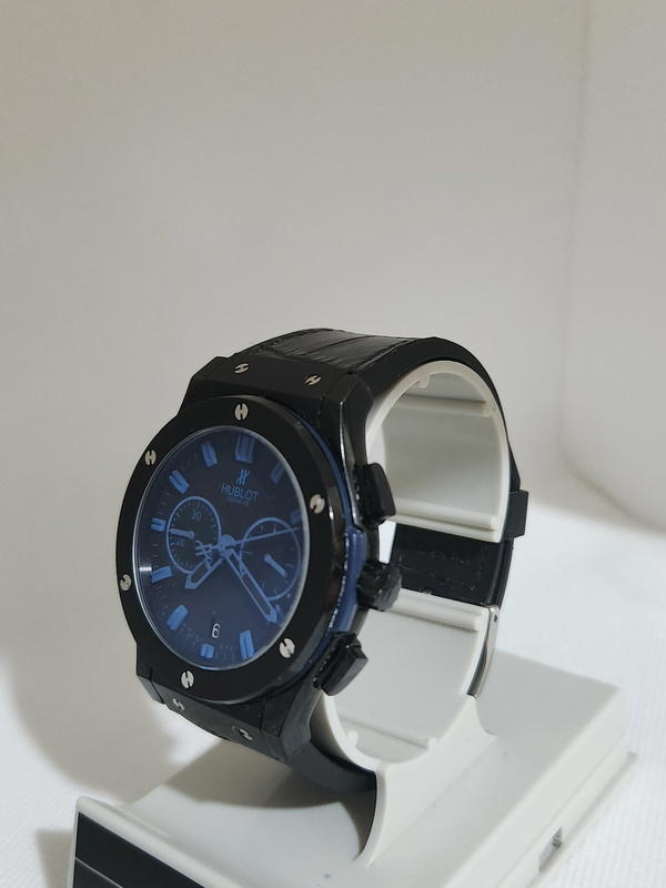 ساعة كرونوغراف بتصميم Hublot Big Bang  Image 8 Preview