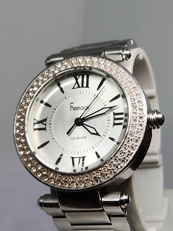 ساعة Freelook الأنيقة Image 1 Preview
