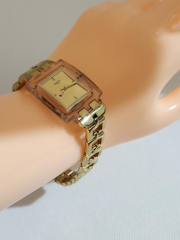 ساعة سواتش كلاسيكية  Image 6 Preview