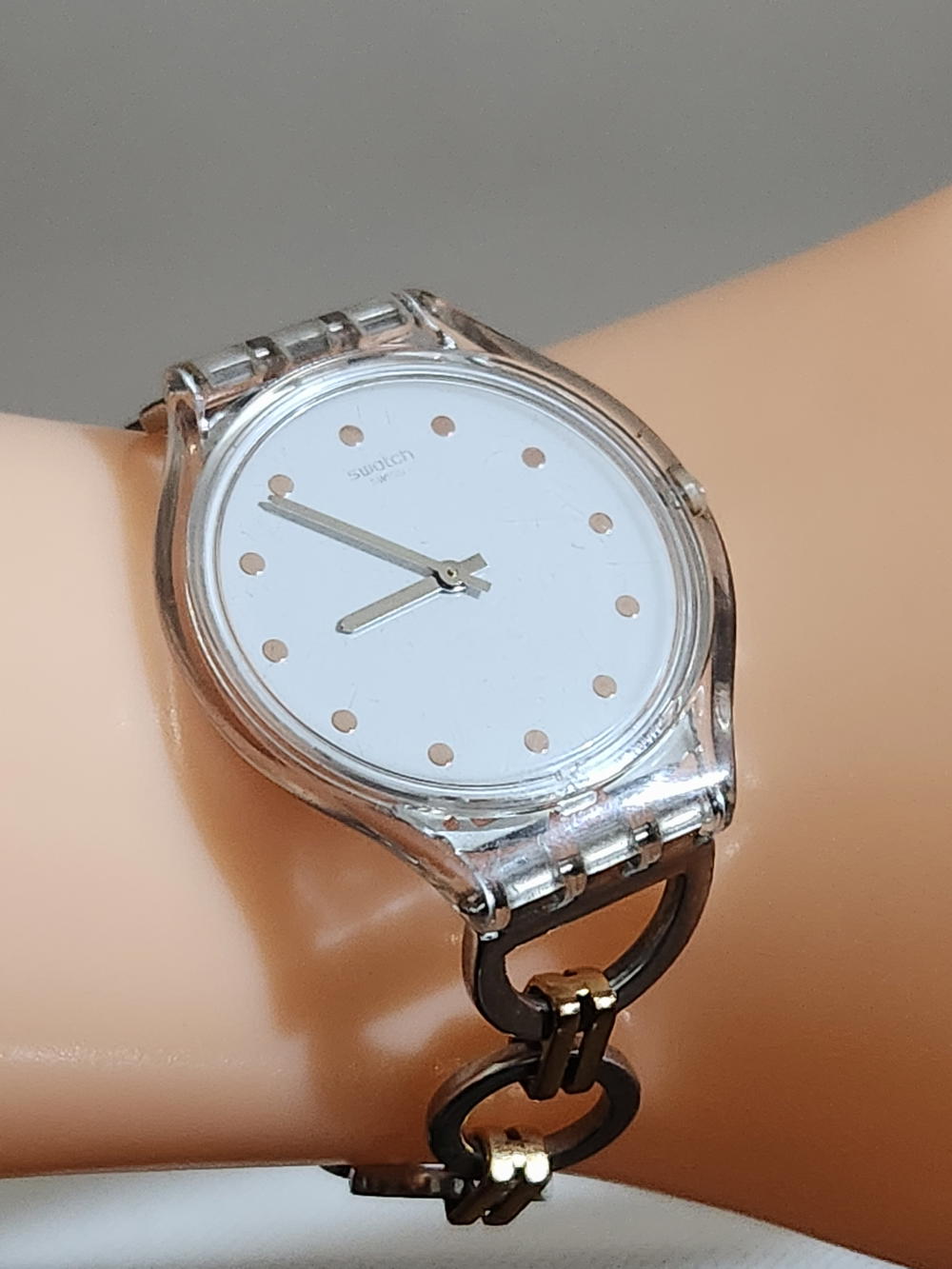 ساعة Swatch Preview Image