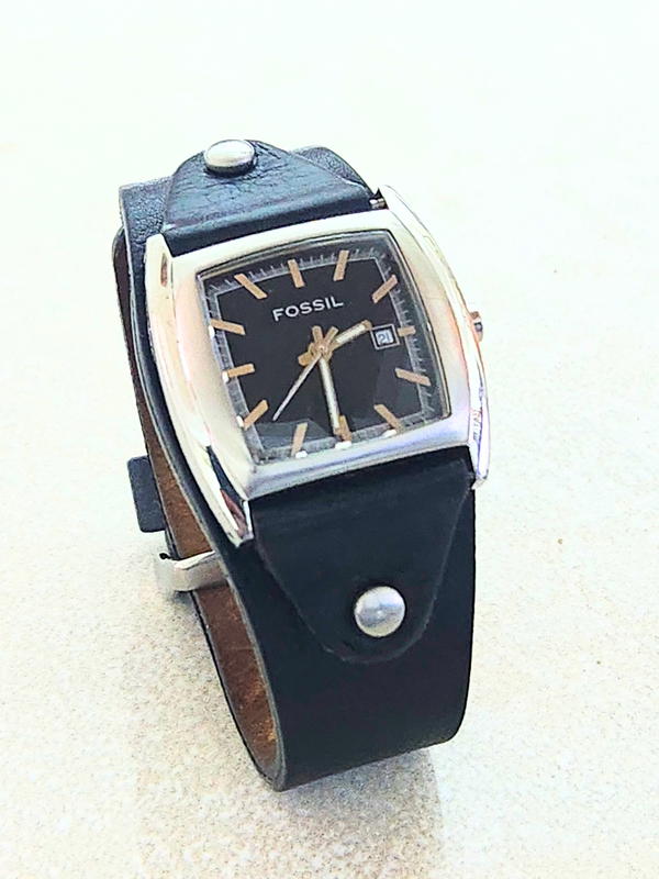ساعة فوسيل Image 3 Preview