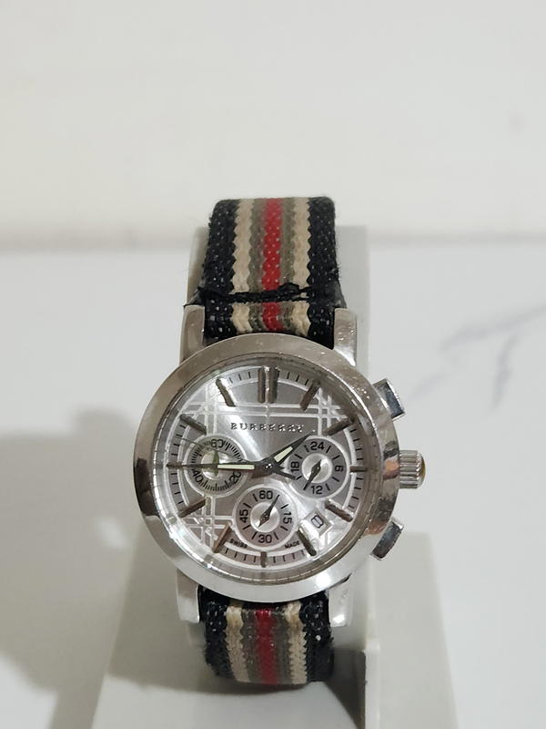 ساعة Burberry  Image 2 Preview