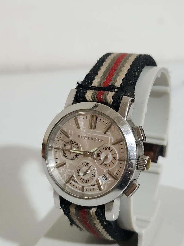 ساعة Burberry  Image 3 Preview