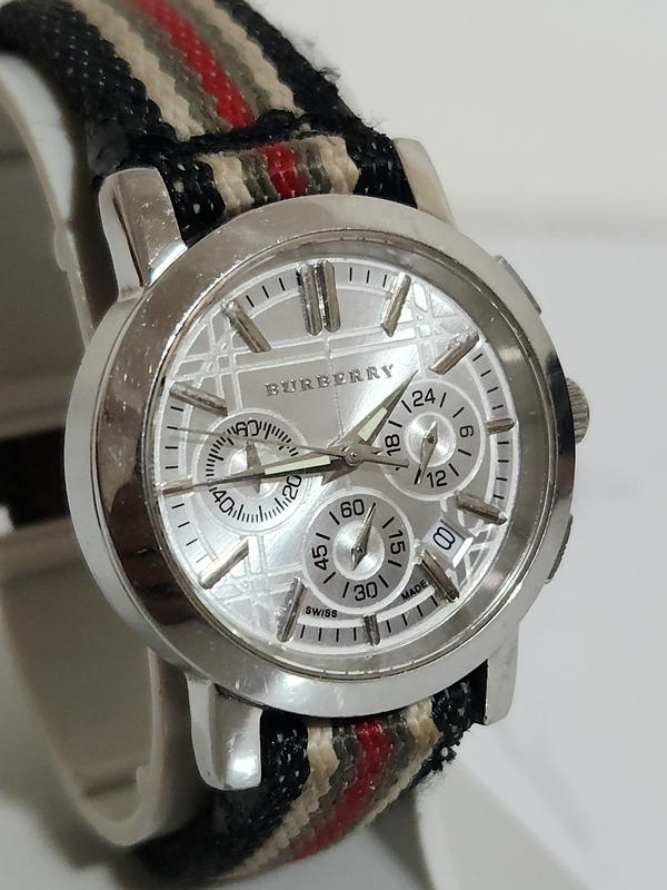 ساعة Burberry  Image 6 Preview