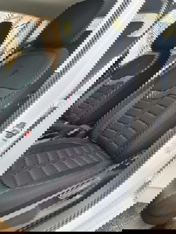 فرش مميز للسيارات الألماني Image 3 Preview