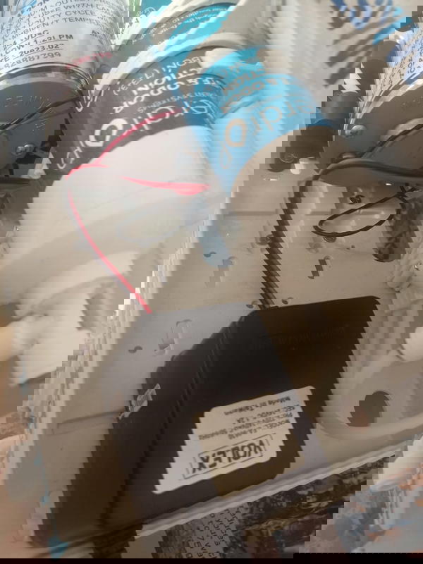 وحدة معالجة المياه Roسبع مراحل Image 8 Preview