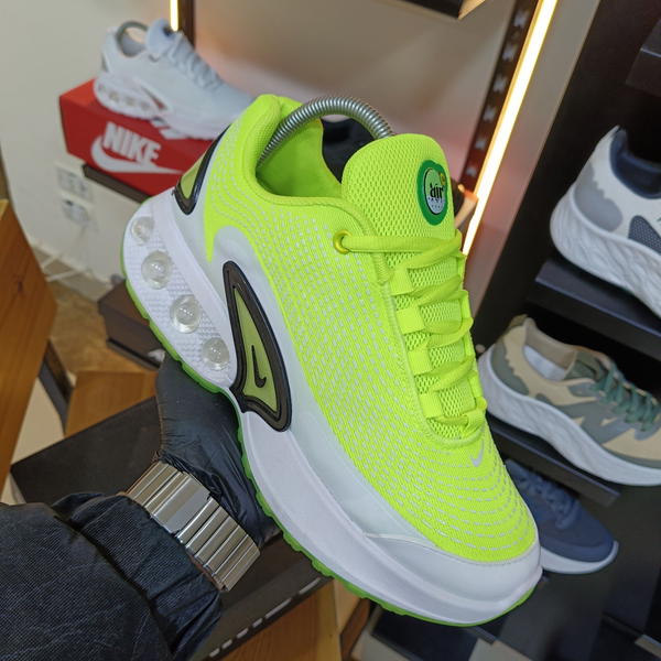 Nike Air Max DN Neon Image 4 Preview