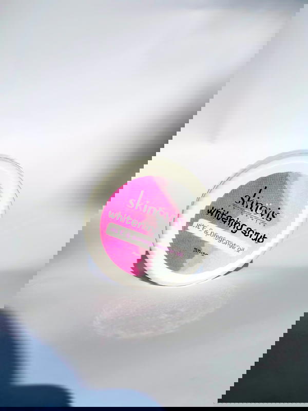 Whitening scrub Image 1 Preview