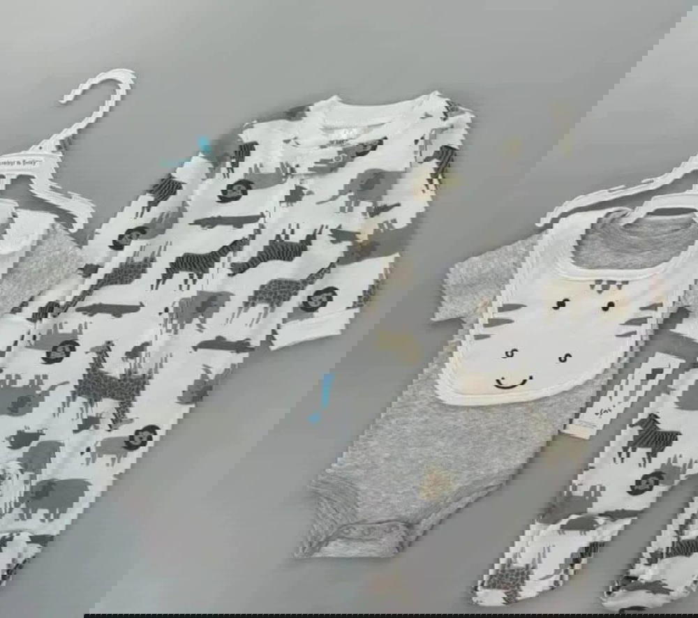 تبان carter's Preview Image