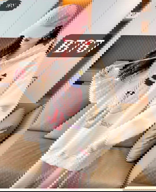 سويت شيرت مطرز  Image 3 Preview