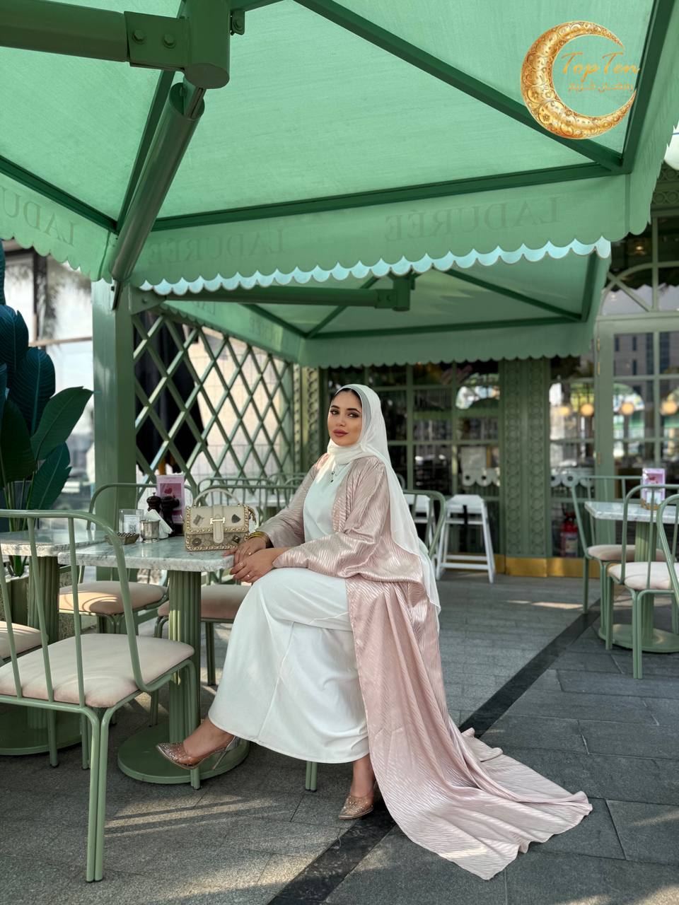 كارديجار اوفر سايز ساتان Preview Image