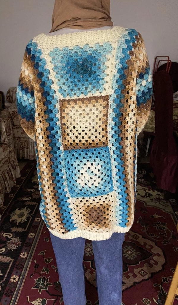 Hexagon Cardigan 🩵🧸 Image 3 Preview