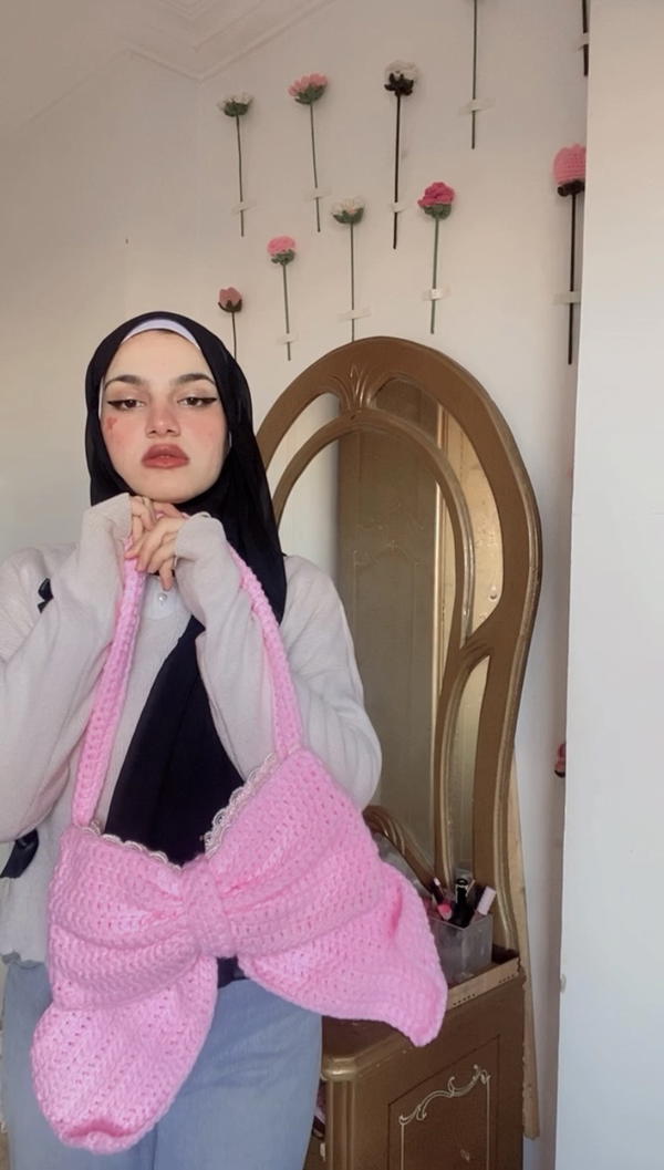 Pink bow bag🎀 Image 3 Preview