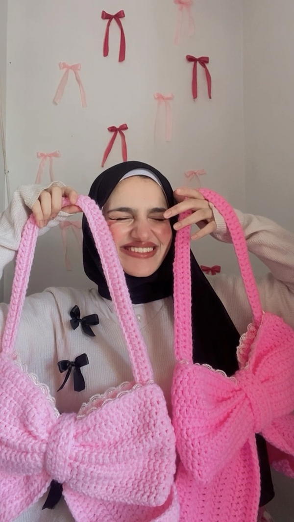 Pink bow bag🎀 Image 4 Preview