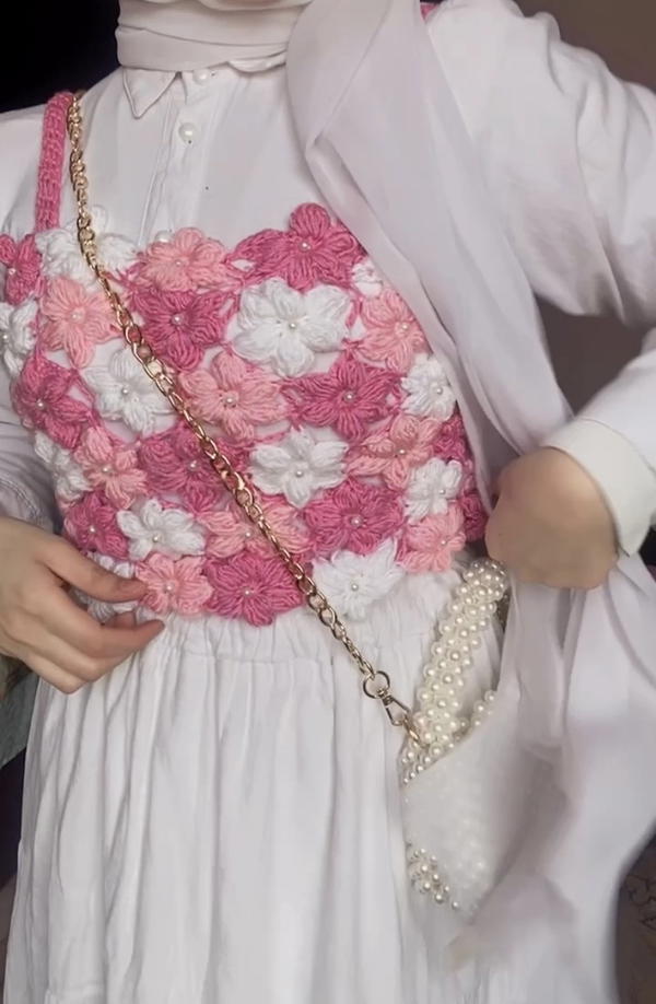 Puff flower top 🌸 Image 2 Preview