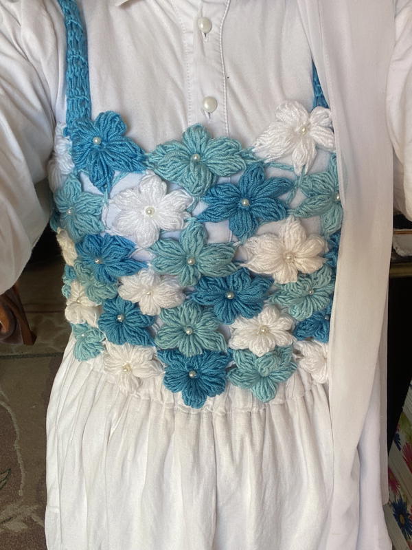 Puff flower top🩵 Image 3 Preview