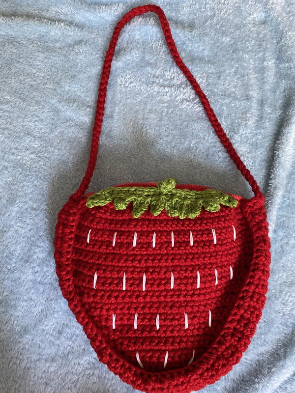 Strawberry bobohu🍓🤍 Image 2 Preview