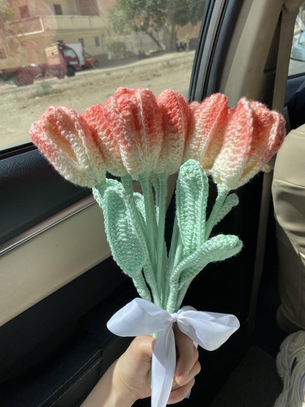 Tulip bouquet  Image 1 Preview