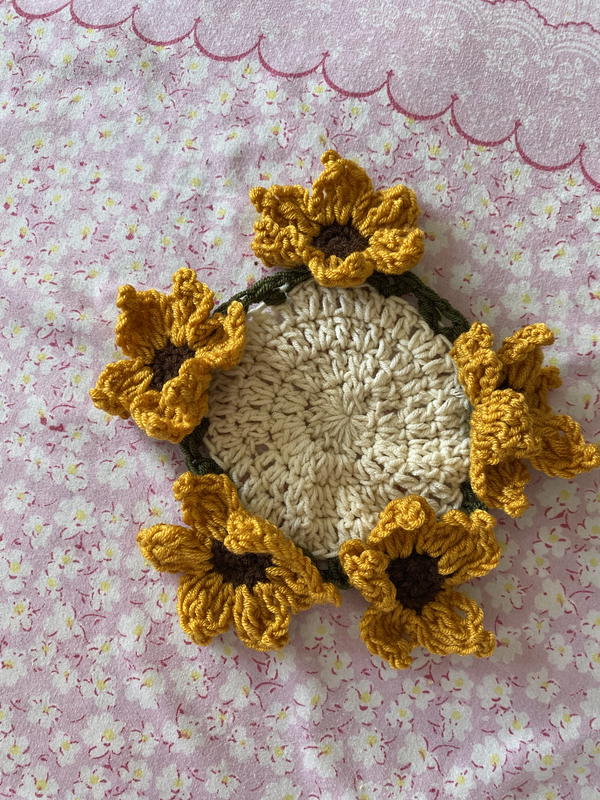 Sunflower coaster Image 1 Preview