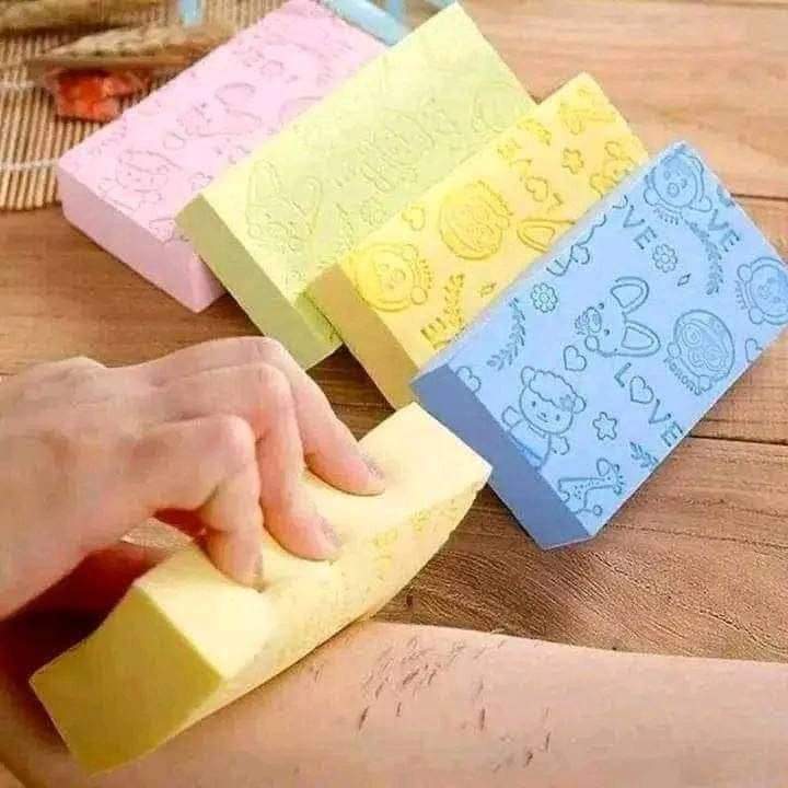 اسفنجة تقشير وتنظيف البشرة Preview Image