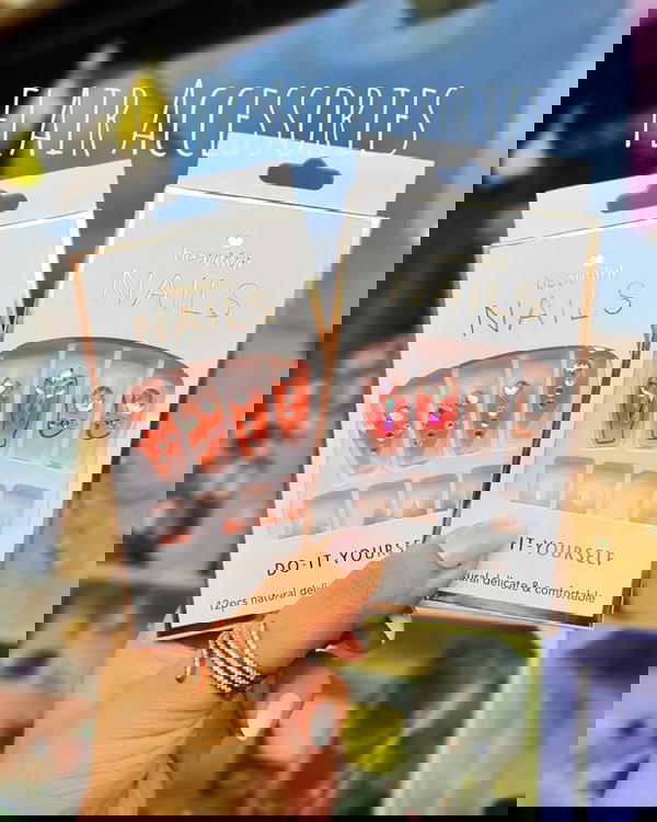 اظافر استراس تحفة 🤩 Image 2 Preview